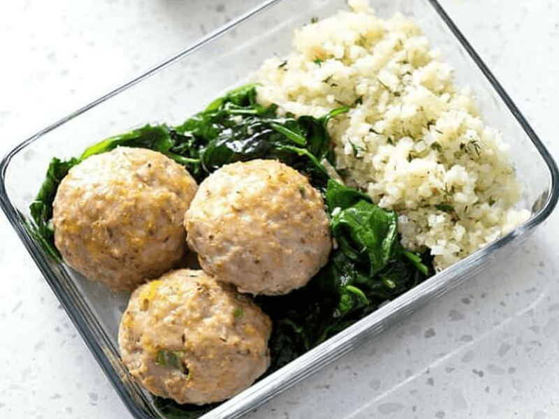 Ćureće ćufte sa pirinčem od karfiola